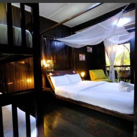 Melina Beach Resort Kampung Genting Buitenkant foto