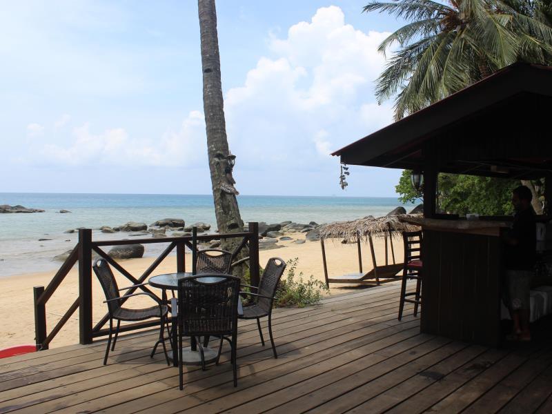 Melina Beach Resort Kampung Genting Buitenkant foto